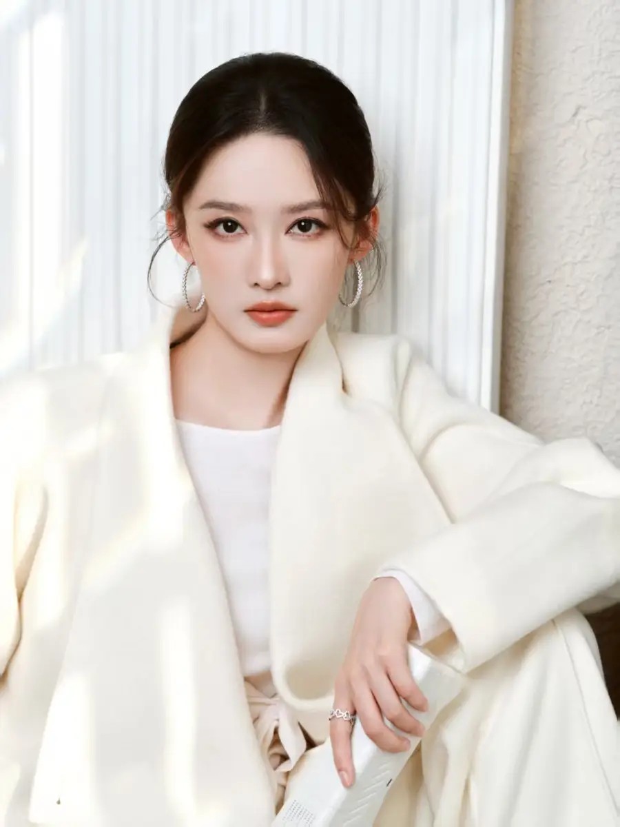 檀健次卢昱晓身高差引热议